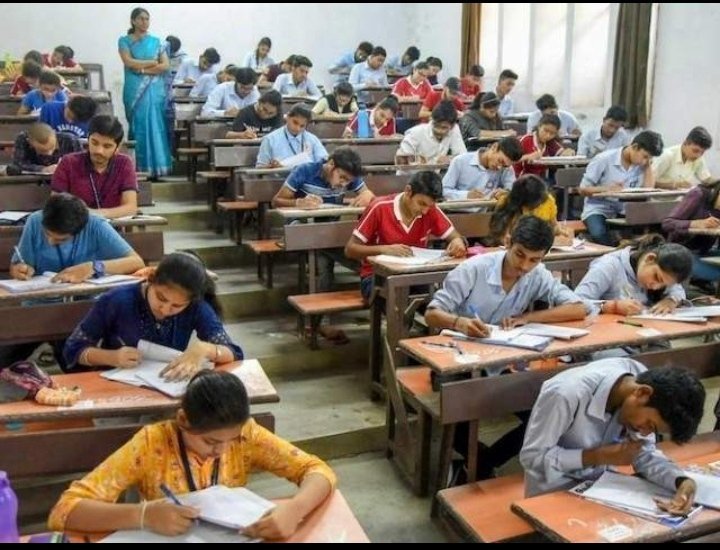 CBSE released admit card for compartment exam